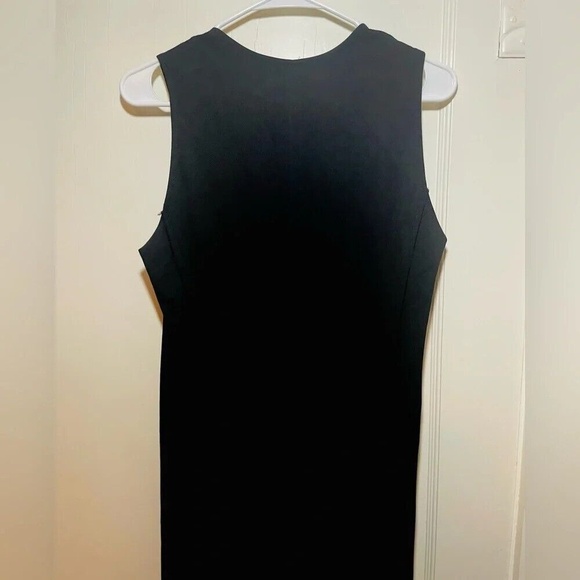 Zara Limited Edition Front Zip V-Neck Midi Dress- Size S Black NWT - Picture 5 of 11